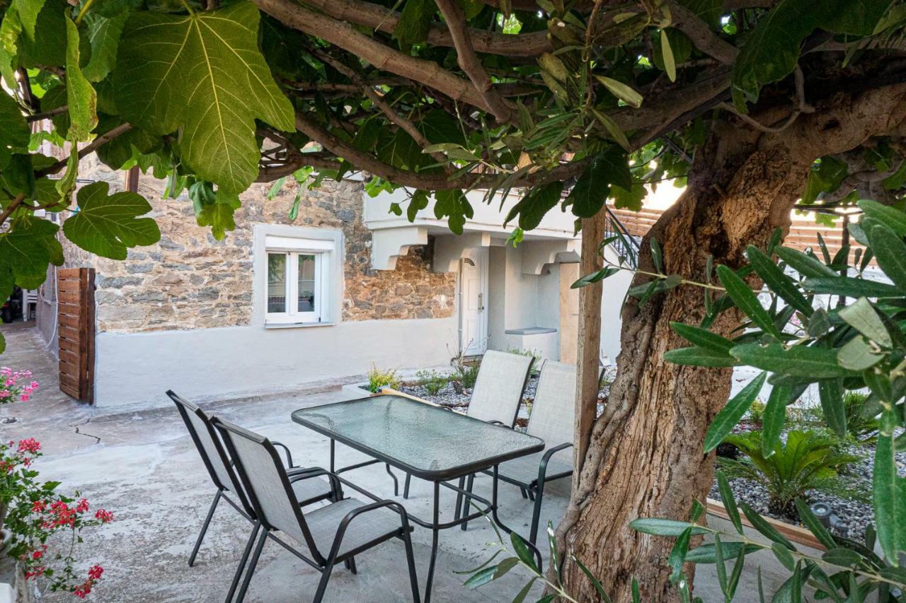 Appartamento Petra'S House Kavala Esterno foto